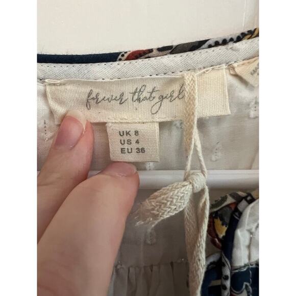 NWT Anthropology Forever That Girl Women's 4 White Popover Top V Neck Sparkle - Picture 3 of 15